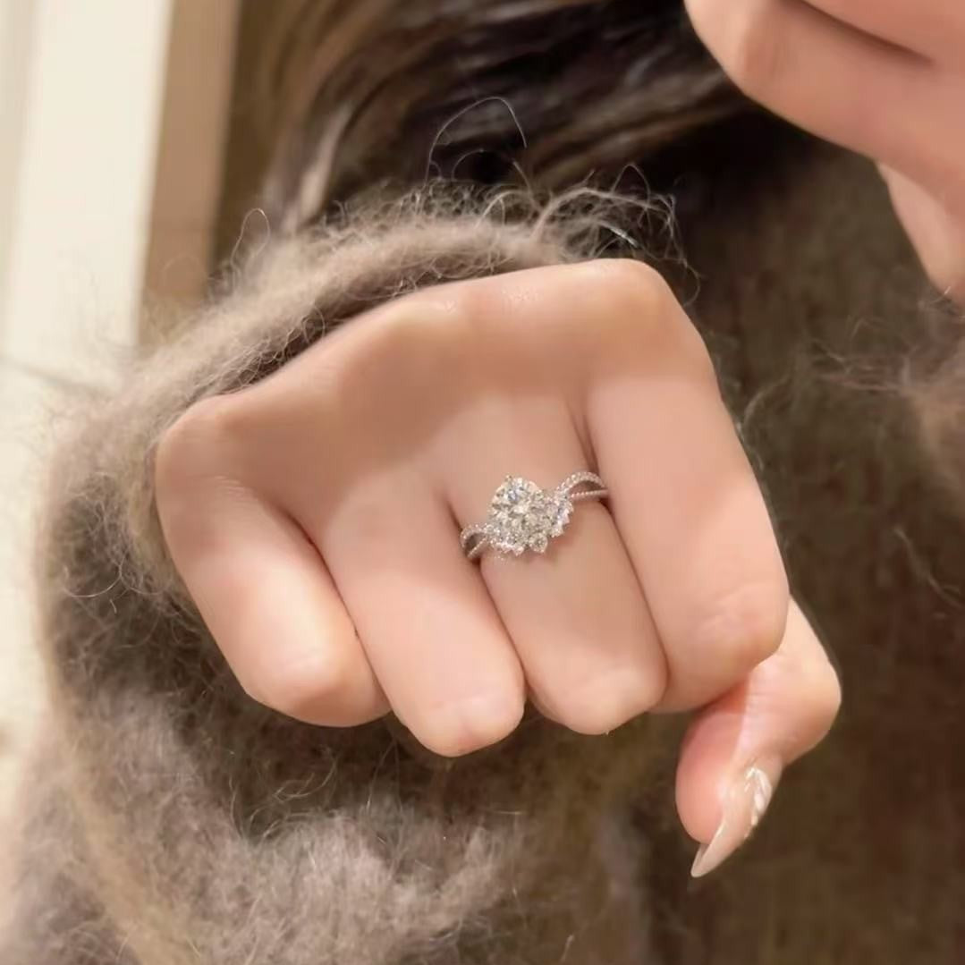 Light Luxury Style Super Sparkling Moissanite Ring for Women S925 Silver Full Diamond Set Ring Stackable Ring