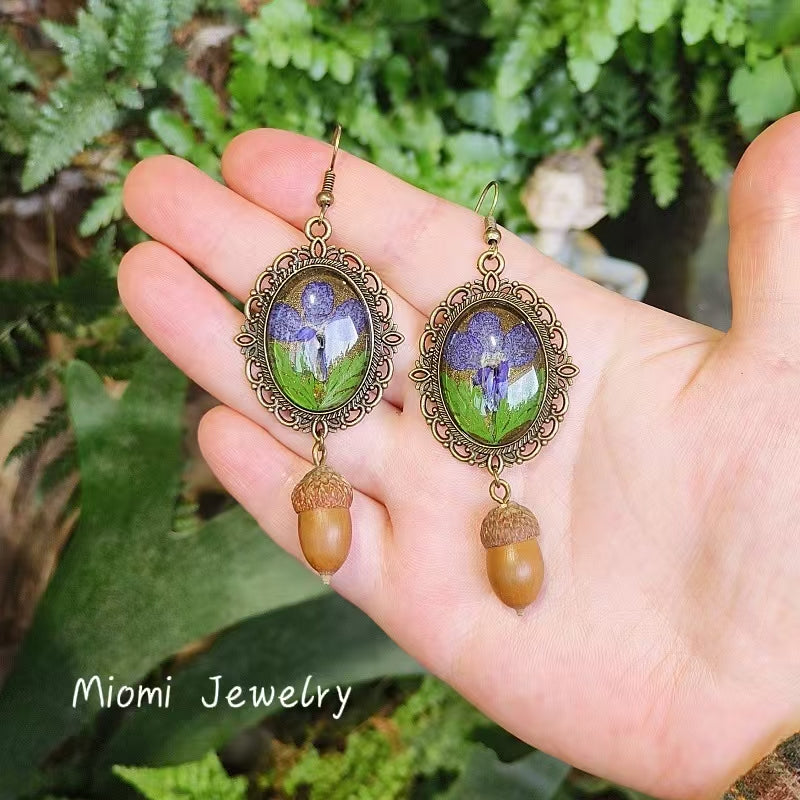 Forest-Style  Handmade Vintage Mori Girl Fresh Minimalist Court Lace Earrings with Real Preserved Flowers