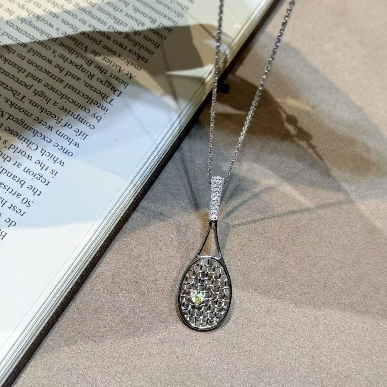 Sterling Silver S925 Baseball Bat Necklace Sweet Cool Style Niche Design Diamond-Encrusted Bat Pendant Clavicle Chain Light Luxury Versatile