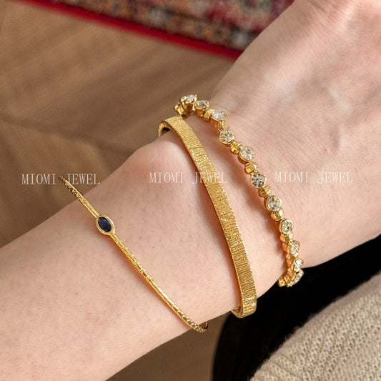 Autumn Winter Layered Gold Blue Hao Stone Vertical Pattern Wide Edge Thin Half Bracelet Vintage Simple Elegant High-end Bracelet for Women