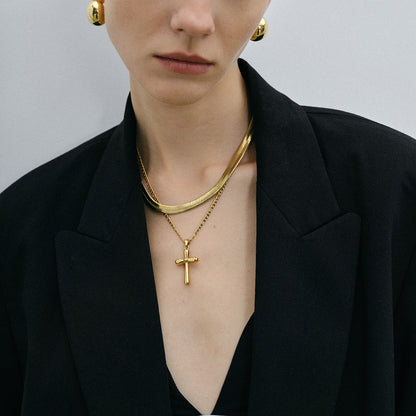 18k Gold Stainless Steel Cross Necklace Niche High-end Minimalist Cross Titanium Steel Necklace