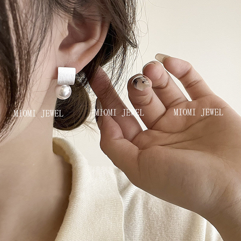 Geometric Square Pearl Stud Earrings for Women 925 Silver French Retro Niche Brushed Ear Jewelry