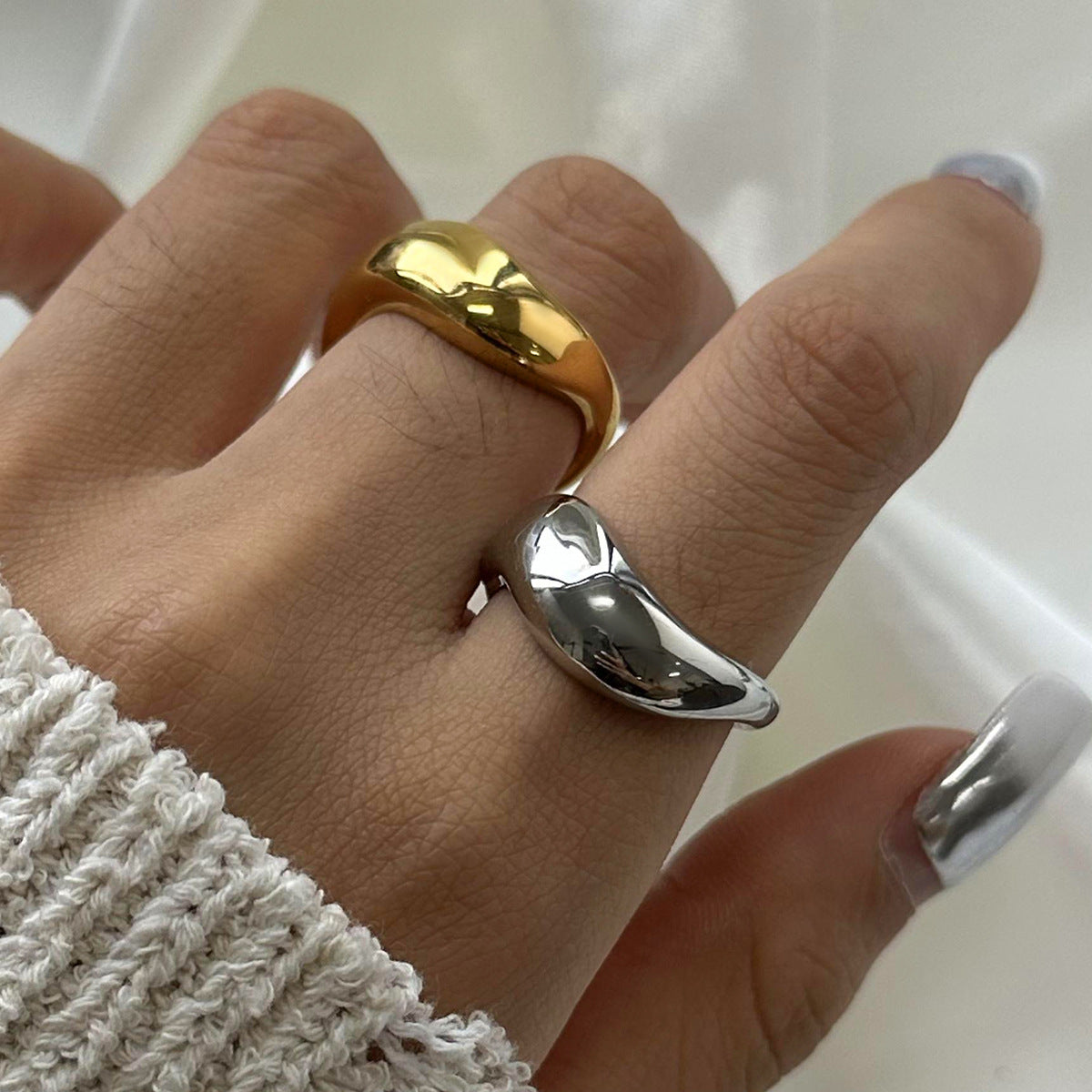 Stainless Steel Ring High-End Niche Exaggerated Ring Titanium Steel 18k Gold Hand Jewelry Ring