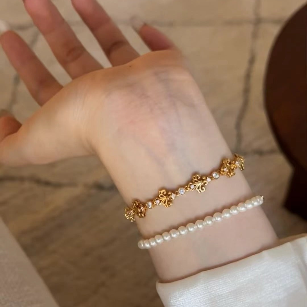 Vintage Light Luxury High-End Jewelry High Carbon Diamond 925 Sterling Silver Iris Flower Bracelet Adjustable Push-Pull Bracelet