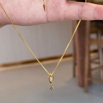 Simple Elegant Sparkling Horse Eye Water Drop Necklace for Women Exquisite Fashion Collarbone Chain