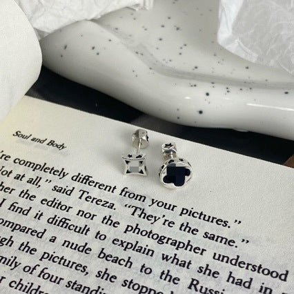 Korean Version S925 Sterling Silver Niche Design Glaze Old Flower Women's AB Style Asymmetric Korean Version Threaded Earrings
