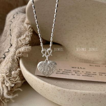 S925 Sterling Silver Lace Heart Necklace for Women Korean Retro Light Luxury Niche Design High-end Clavicle Chain
