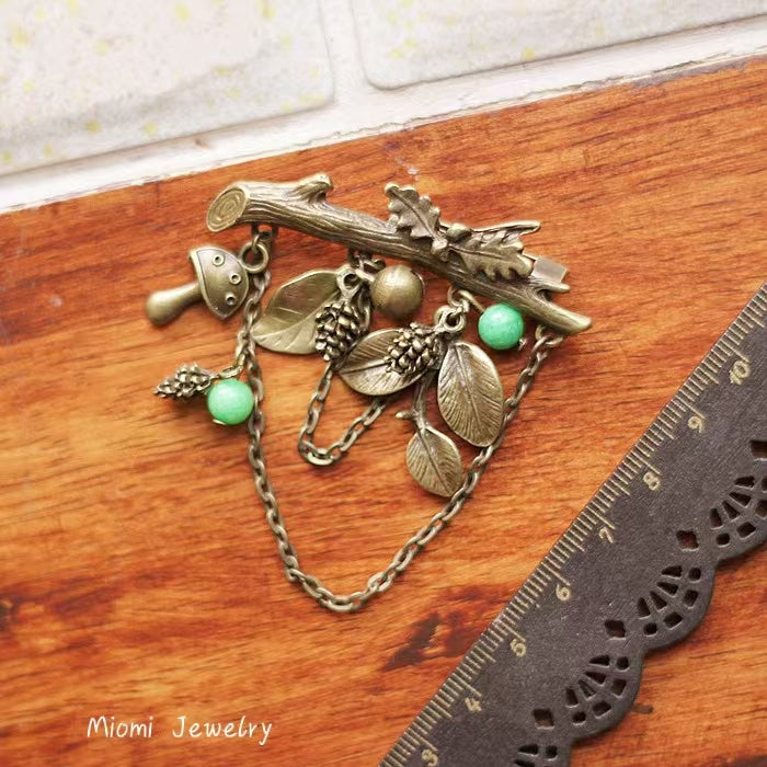 Vintage Brooch Pin for Women - Small, Creative & Versatile Accessory for Clothing Decoration, Fastening and Preventing Wardrobe Malfunctions