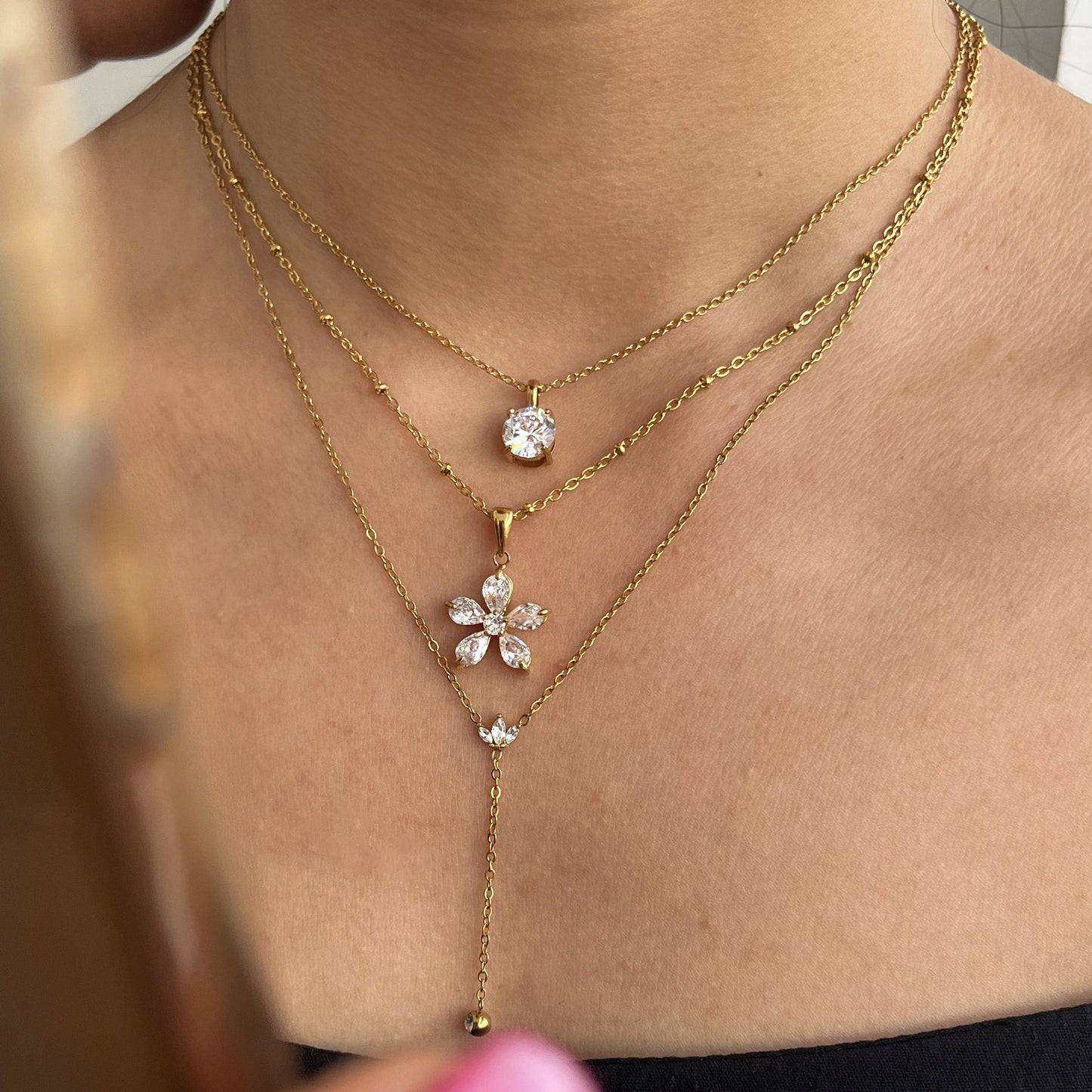 Flower Titanium Steel Zircon Necklace Light Luxury High-end Clavicle Chain Non-fading Jewelry Stainless Steel Accessories