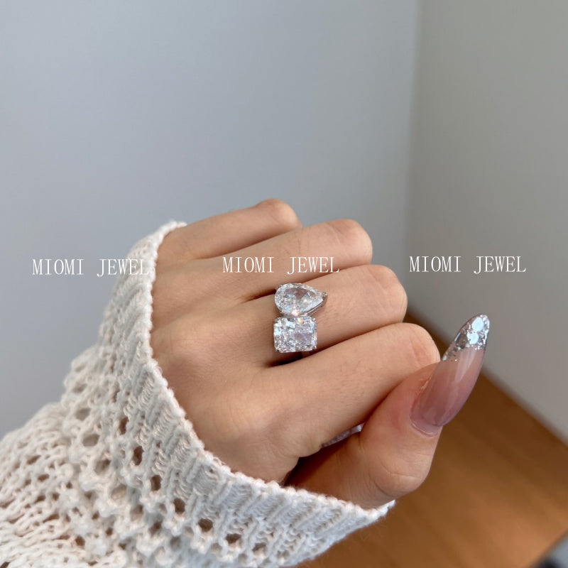 S925 Sterling Silver Double Main Stone Ice Flower Cut Ring for Women Inlaid with High Carbon Diamond Zircon European and American High-end Fashion Wedding Ring