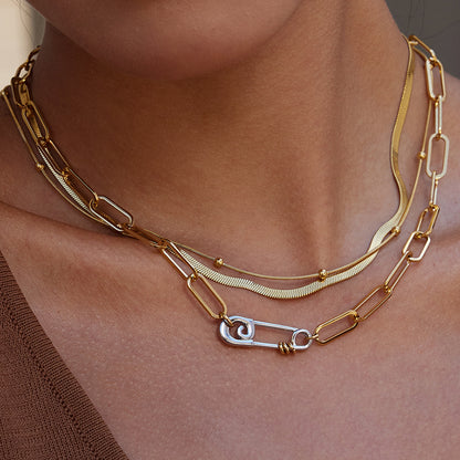 Original Design Paperclip 18K Stainless Steel Pin Necklace Light Luxury High-end Clavicle Chain Titanium Steel Jewelry