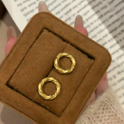 S925 Sterling Silver Brushed Craft Earrings Maltose Spiral Mobius Earrings Light Luxury Versatile Niche Earrings