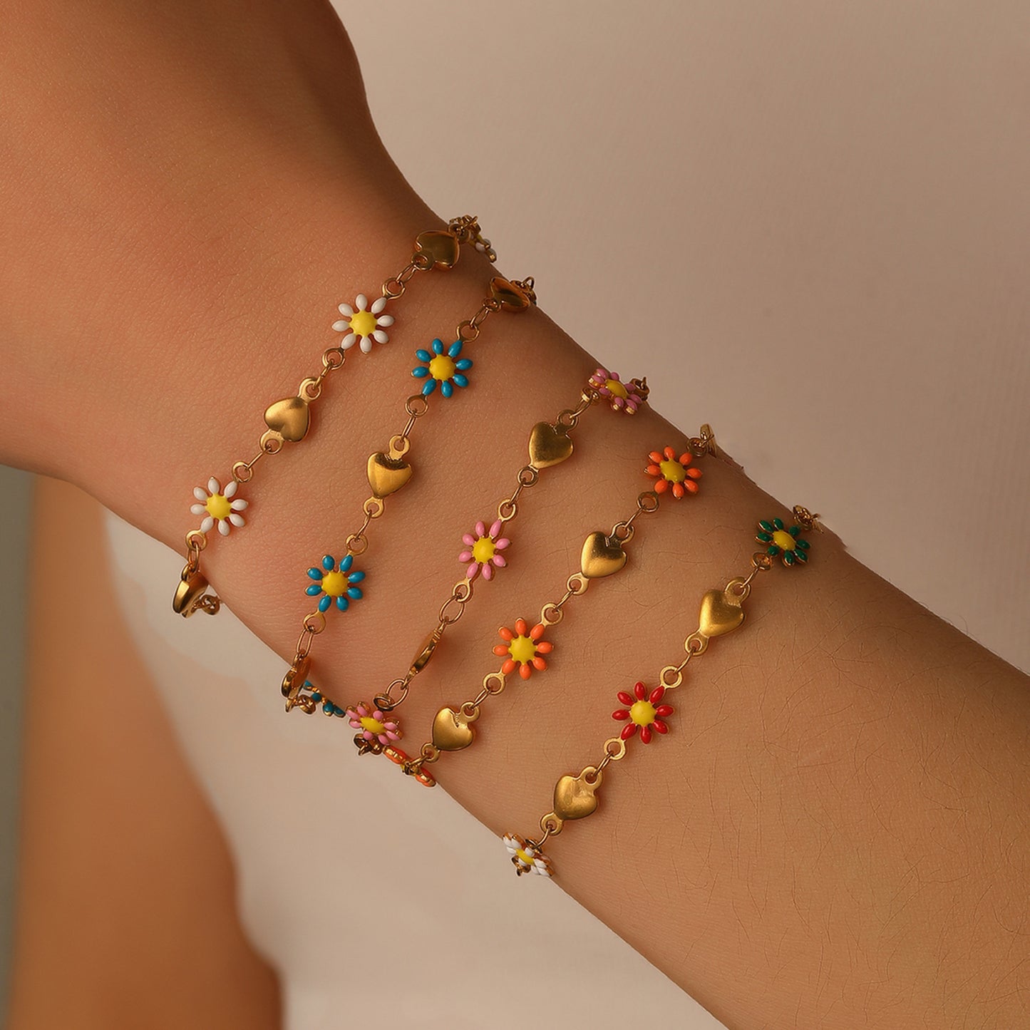 Stainless Steel Oil Drop Daisy Necklace for Women Versatile Titanium Steel Non-Fading Bracelet Jewelry Flower Accessories