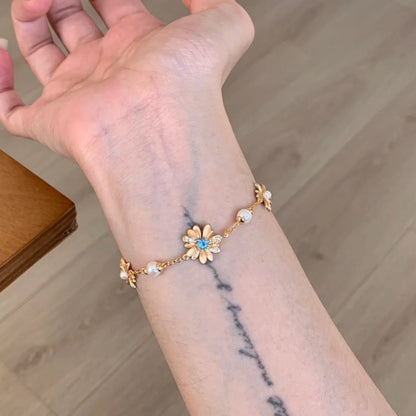 Sterling Silver S925 Brushed Craft Small Daisy Pearl Bracelet Light Luxury Unique Elegant Forest Style Daily Jewelry