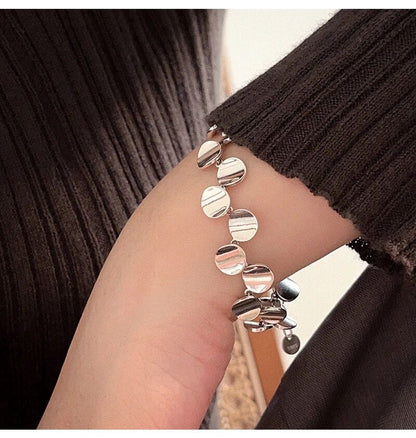 S925Silver Personality Smooth Small Round Irregular Bracelet for Women, Niche Design, High-end Fashion Bracelet