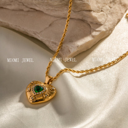 18K Gold Stainless Steel Zircon Necklace Vintage Heart Pendant Titanium Steel Non-Fading Jewelry for Women