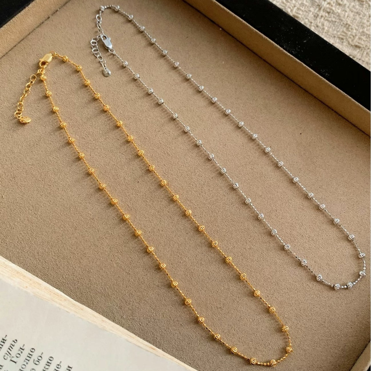 Pure Silver S925 Starry Sky Laser Sparkling Bead Necklace Light Luxury High-end Niche Design Versatile Layered Collarbone Chain