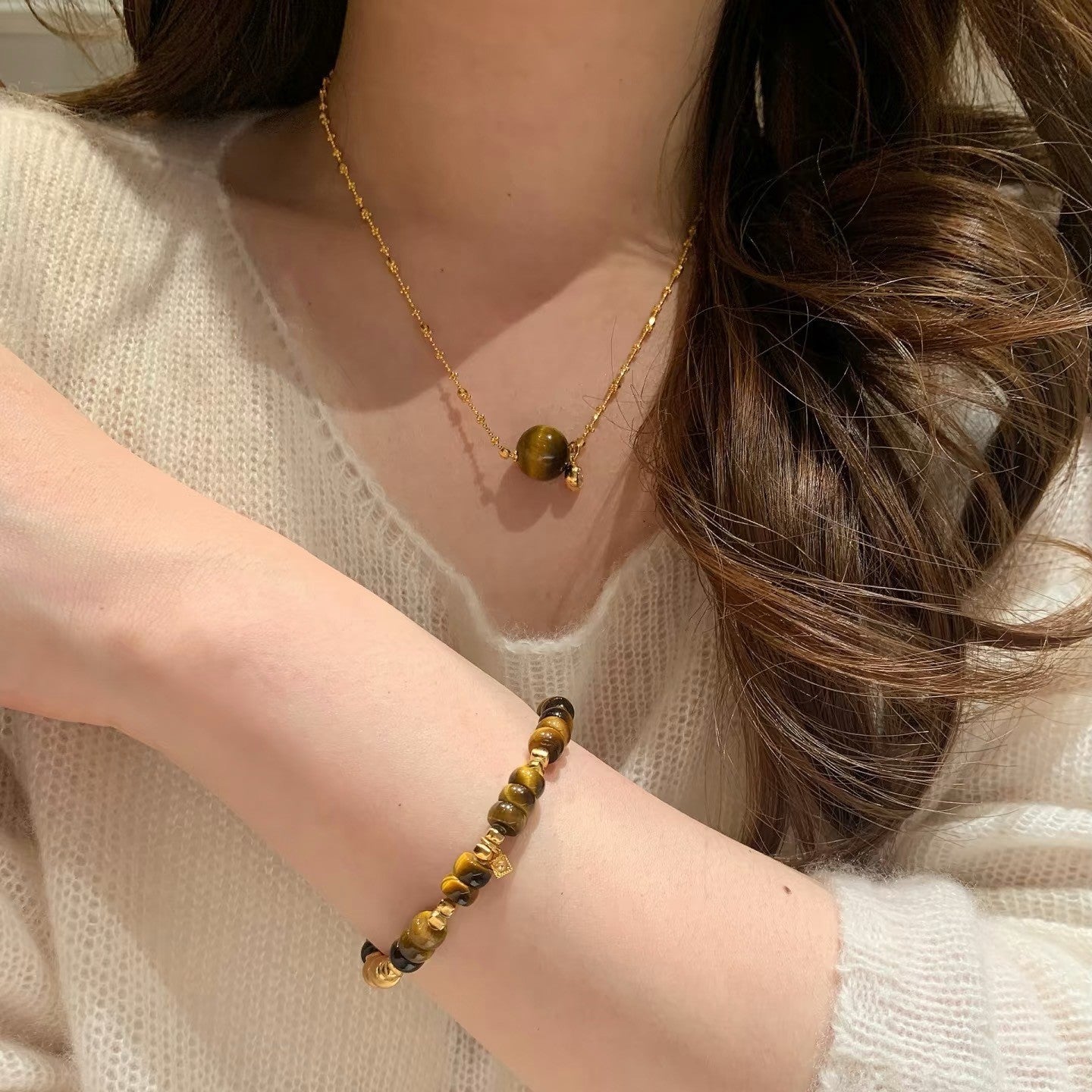 Pure Silver S925 Tiger Eye Stone Fairy Chain Exquisite Vintage Autumn Winter Atmosphere New Sweater Chain High-end Elegant Collarbone Chain