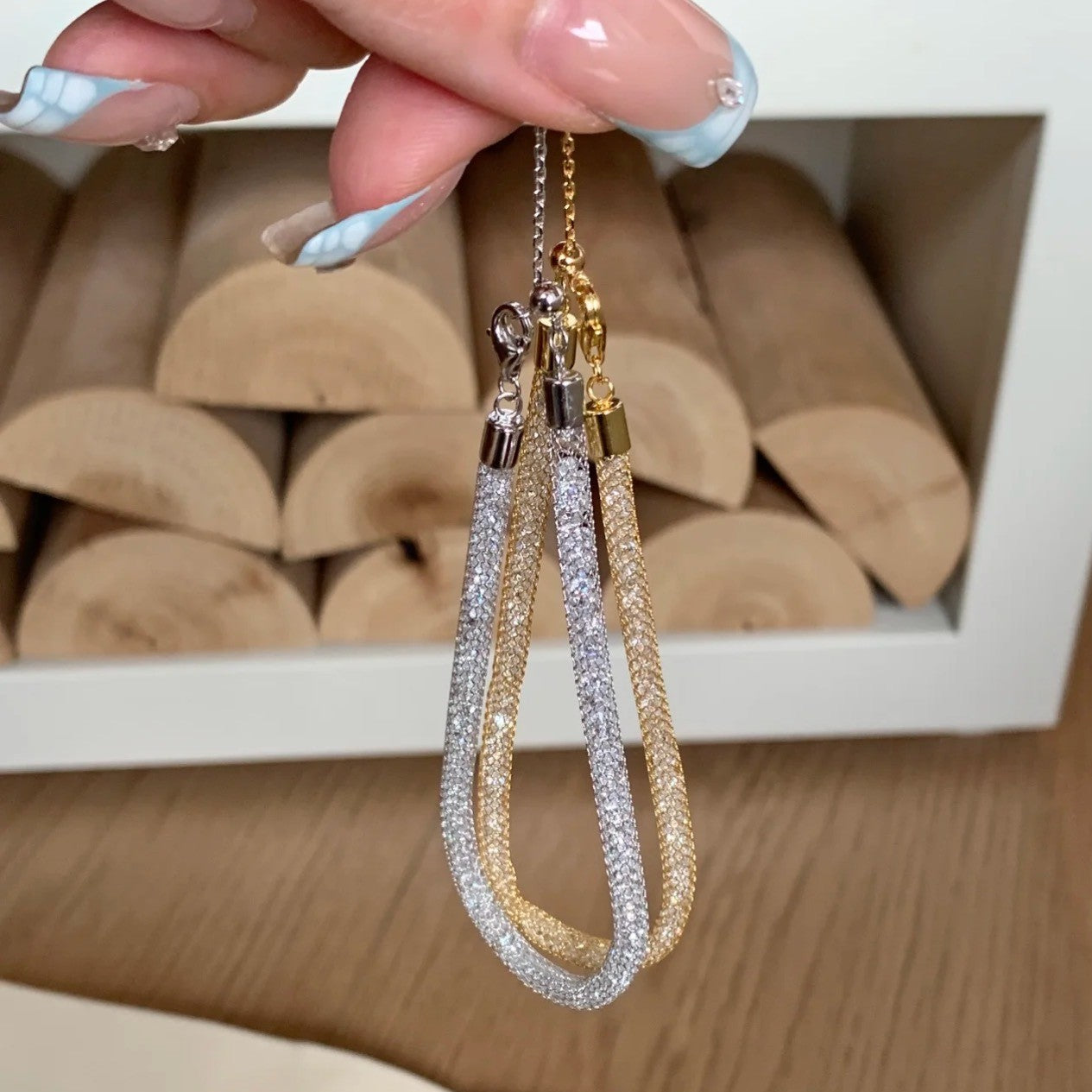 Italian Imported Craft Money Bag Mesh Bracelet Simple Niche Design Light Luxury High-End Feel Elegant Hand Jewelry