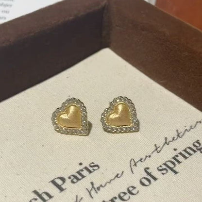 Vintage Style Brushed Craft Heart Earrings Light Luxury High-end Fashion Heart-shaped Simple Petite Commuting Versatile Earrings