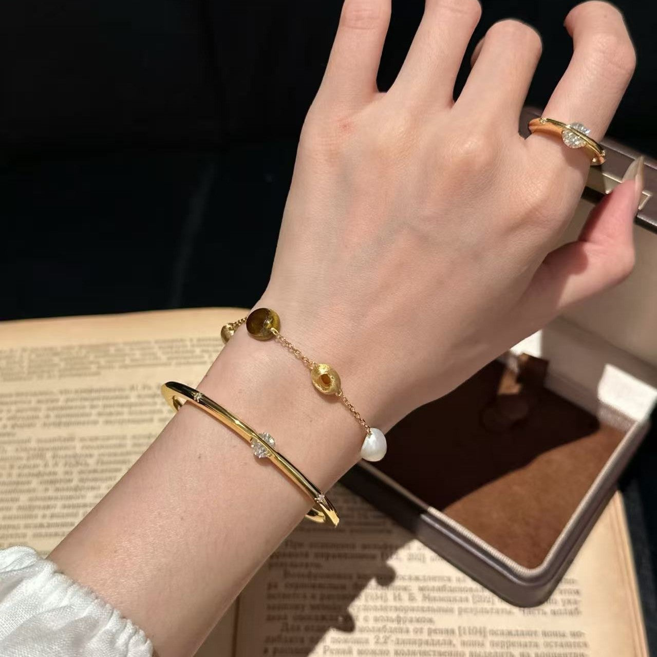 Pure Silver S925 Brushed Craft Small Gold Bean Tiger Eye Baroque Bracelet Vintage Light Luxury Elegant Atmosphere Autumn Winter Jewelry