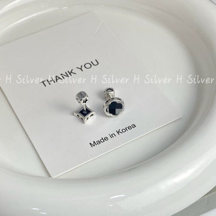 Korean Version S925 Sterling Silver Niche Design Glaze Old Flower Women's AB Style Asymmetric Korean Version Threaded Earrings