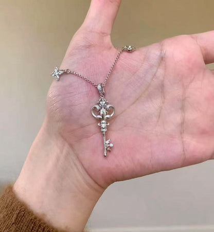 Sterling Silver S925Brushed Craft Iris Flower Fairy Wand Key Necklace for Women, Niche Light Luxury High-end Collarbone Chain