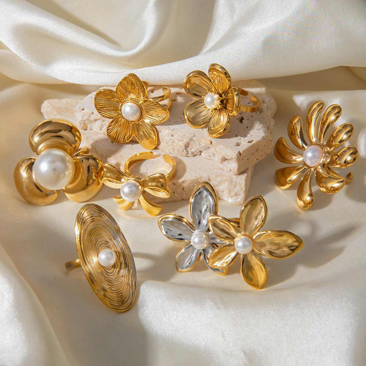 Stainless Steel Flower Pearl Ring Exaggerated High-End Ins Style Titanium Steel Rings Jewelry