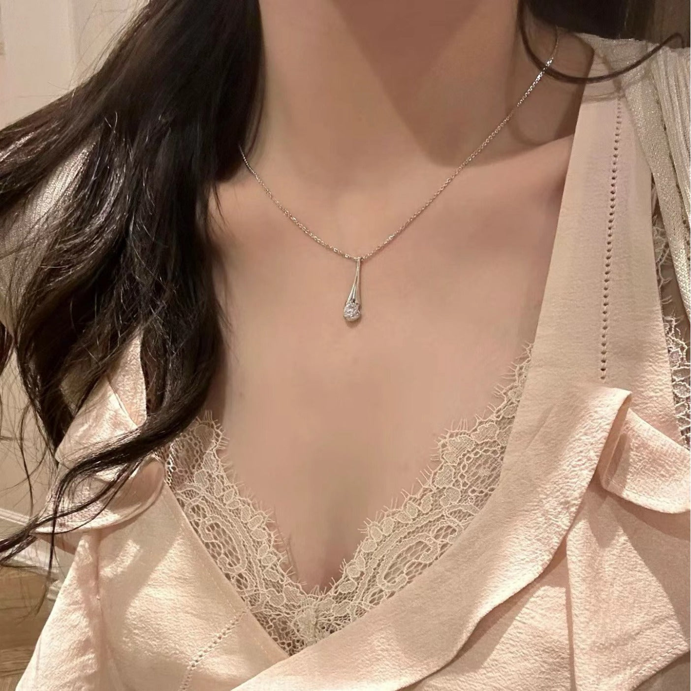 Pure Silver S925 High Carbon Diamond Perfume Bottle Necklace Adjustable Pull Necklace Clavicle Chain Niche