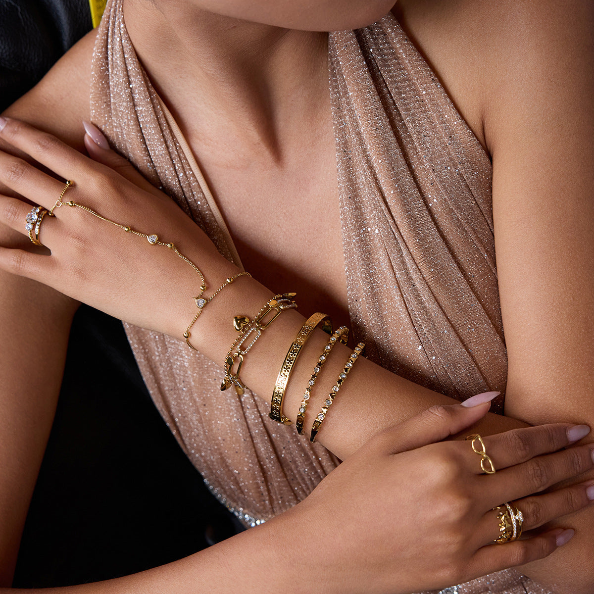 Stainless Steel Heart Bracelet Light Luxury High-End Feel 18k Gold Jewelry Non-Fading Titanium Steel Accessories