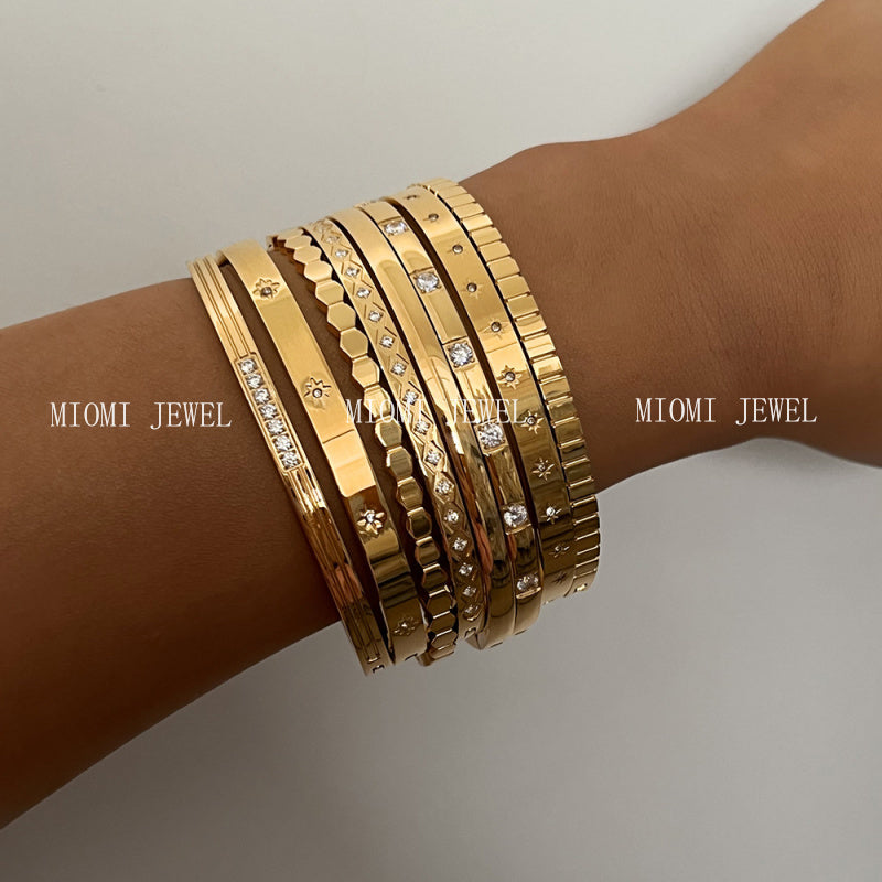 Non-Fading Multiple Styles Diamond-Studded Plain Hoop Bracelet Vacation Style Eight-Pointed Star Waterproof Stackable Stainless Steel Jewelry