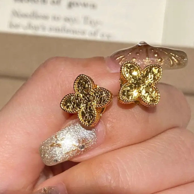 Sparkling Dragon Scale Earrings for Women S925 Four-Leaf Clover Crushed Ice CNC Craft Earrings