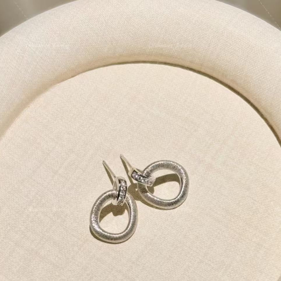 Italian Brushed Craft S925 Silver Irregular Circle Earrings Simple Light Luxury High-end Versatile Elegant Earrings