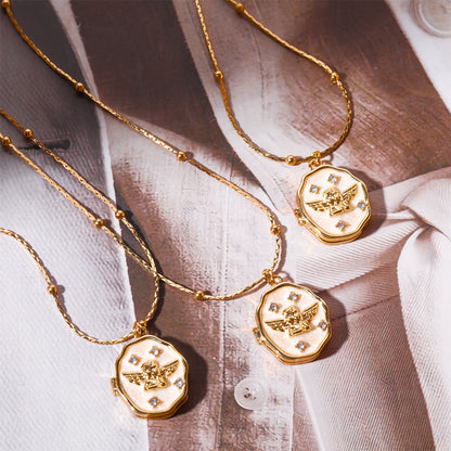 Angel Open and Close Photo Album Box Necklace Pet Photo Frame Necklace for Women Artistic Retro Collarbone Chain