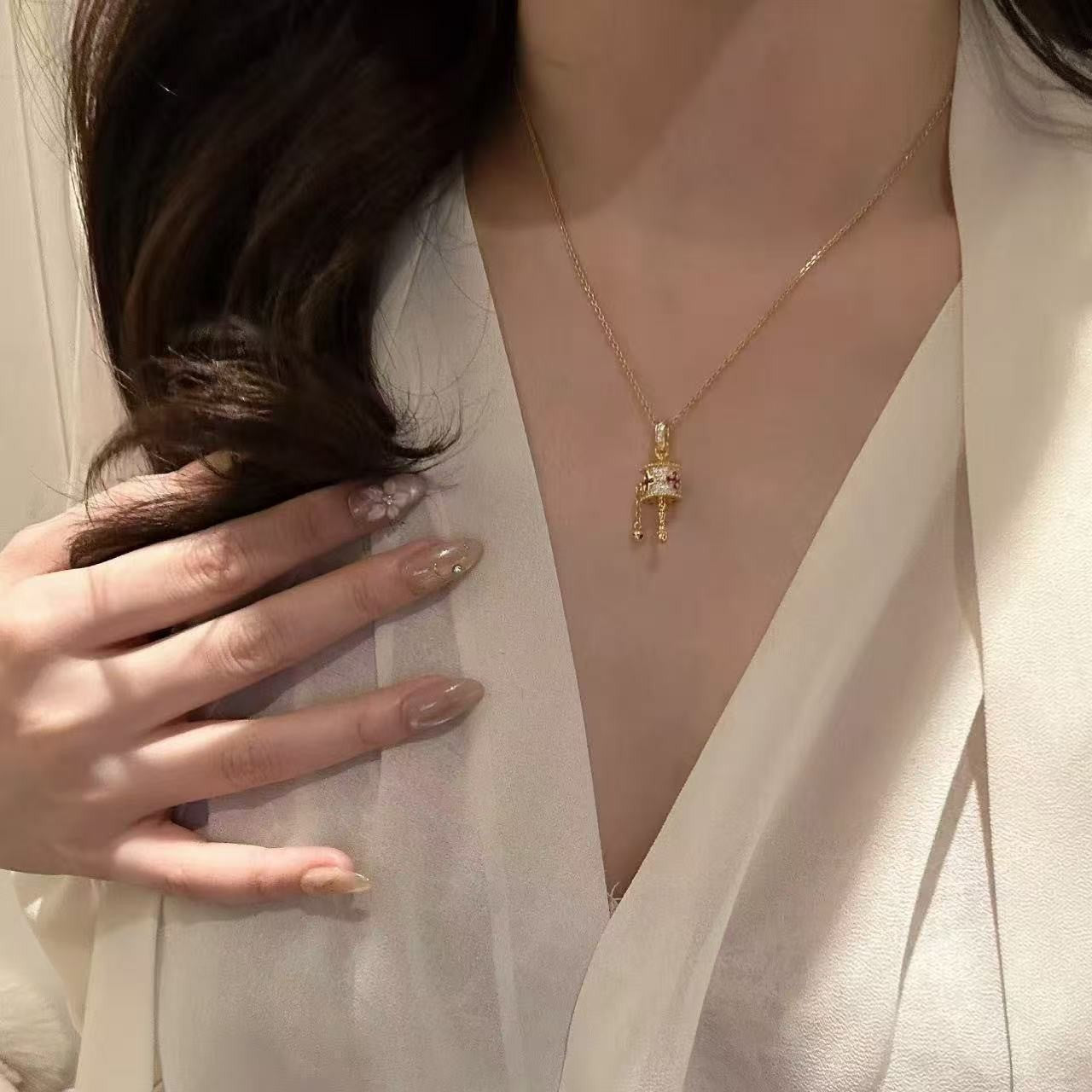 S925 Silver Prayer Wheel Necklace Light Luxury Fashion High-end Unique Design Pendant Collarbone Chain