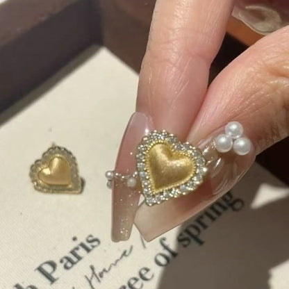 Vintage Style Brushed Craft Heart Earrings Light Luxury High-end Fashion Heart-shaped Simple Petite Commuting Versatile Earrings