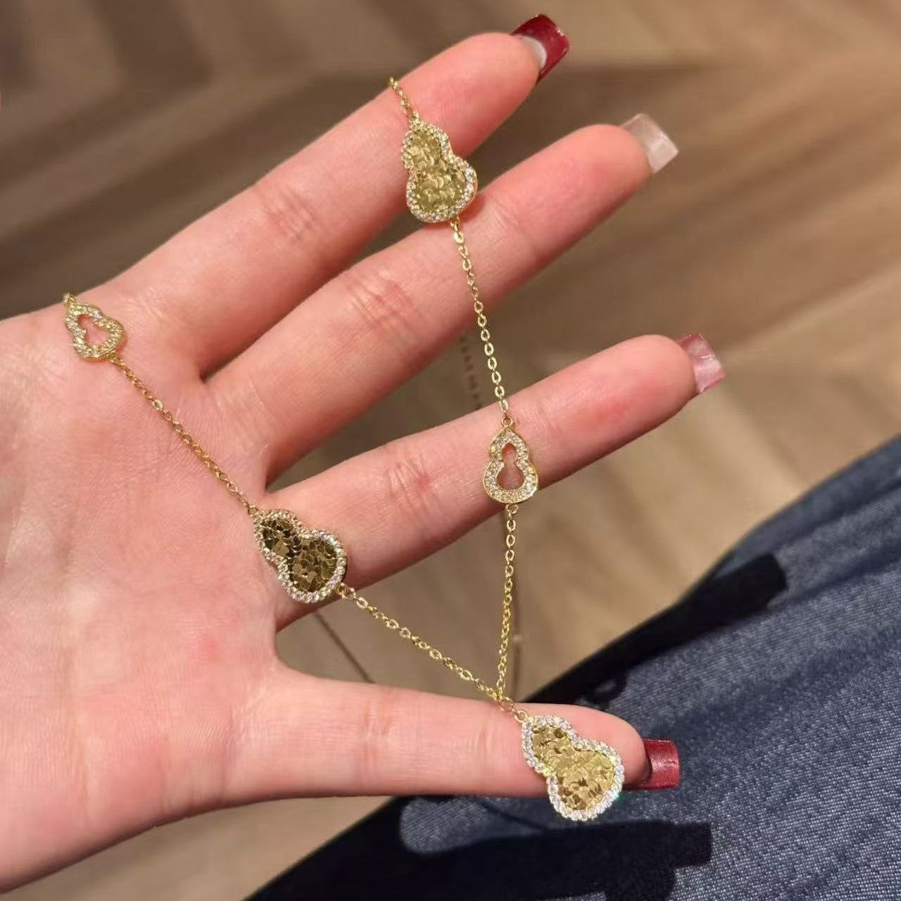 Pure Silver S925 CNC Craft Ice Broken Ice Five-Flower Gourd Necklace Light Luxury High-End Versatile Niche Collarbone Chain