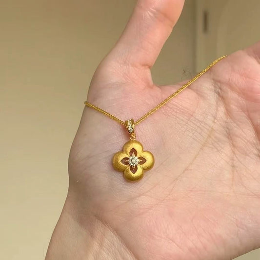 Brushed Craft Four-Leaf Clover Necklace High Aesthetic Personality Light Luxury Fashion Trend Design Necklace