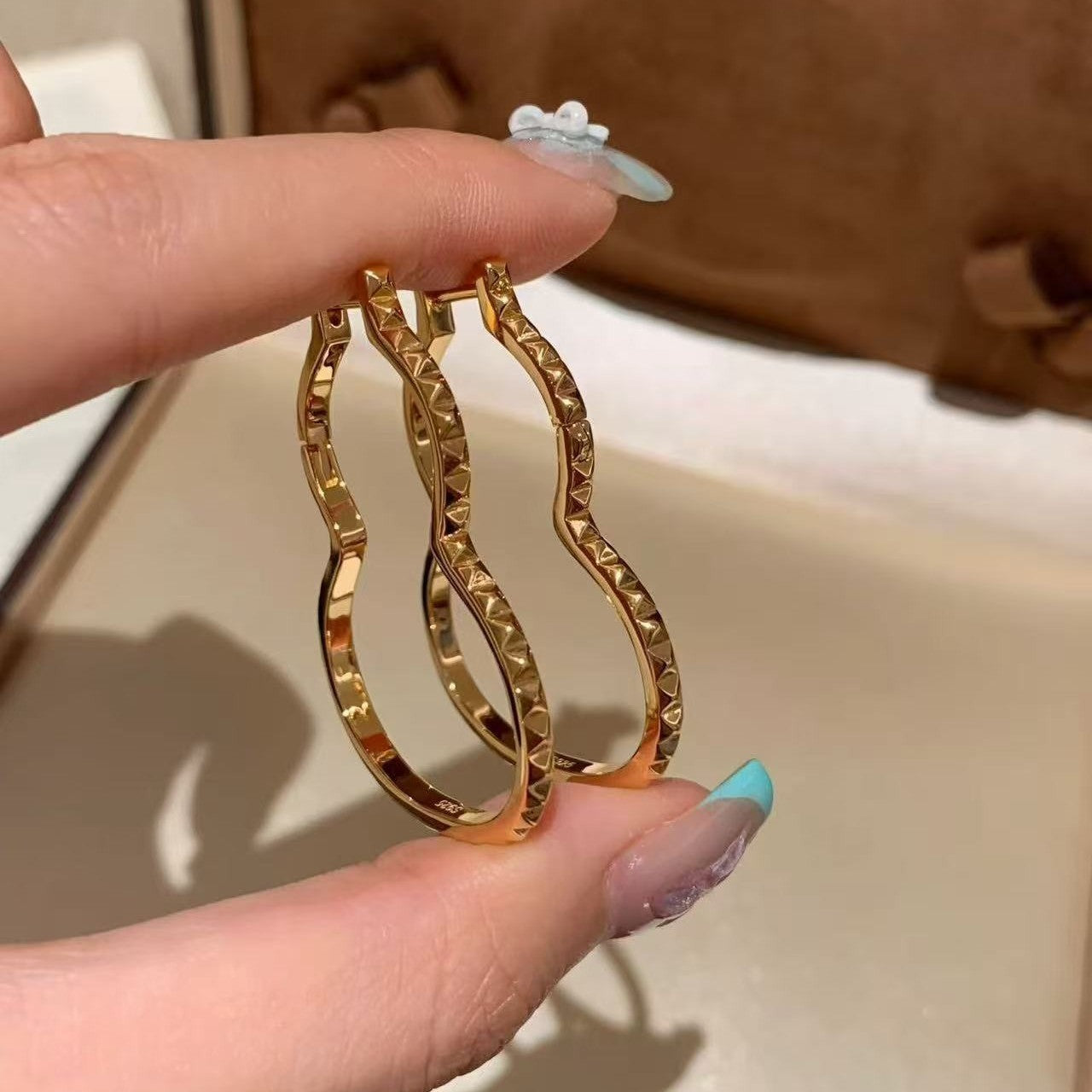 Pure Silver S925 Rivet Gourd Large Hoop Earrings Personality Versatile Elegant Niche Design High-end Exquisite Light Luxury Earrings