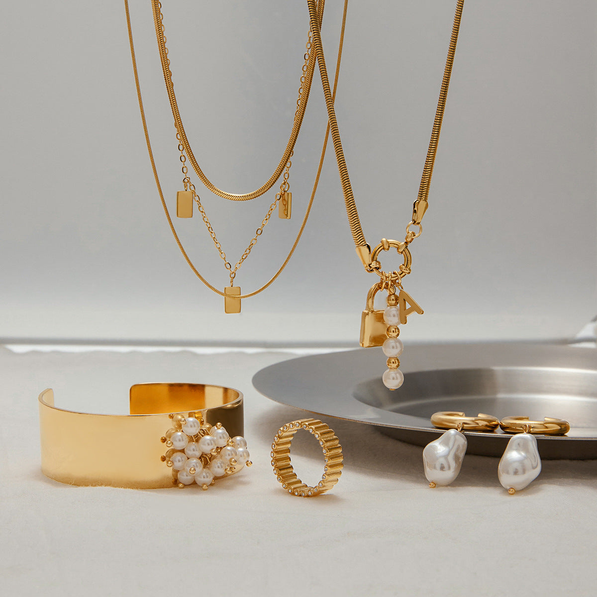 Ring Titanium Steel Non-Fading Jewelry Light Luxury High-End Earrings Pearl Necklace Stainless Steel Bracelet for Women