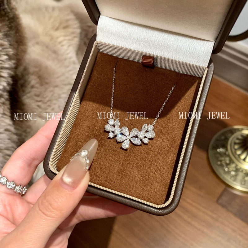 S925 Sterling Silver Full Diamond Floral Necklace Rich Elegant Noble Sense Lady Niche Design Flower Collarbone Chain