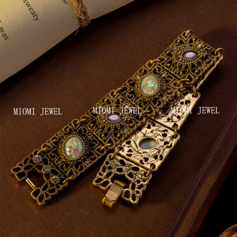 Qingdao Vintage Jewelry Luxurious Crystal Multi-layer High-end Bracelet Retro Palace Style Square Geometric Shape Bracelet