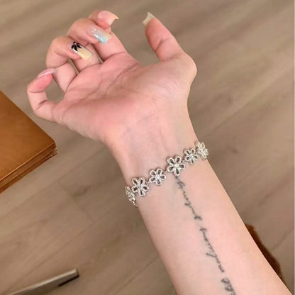 Sterling Silver S925 Lace Small Flower Bracelet Elegant Light Luxury Niche Gentle Temperament High-end Versatile Exquisite